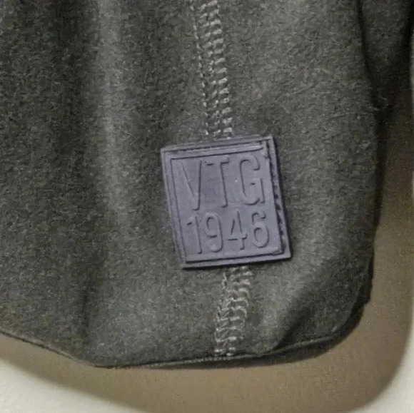 New VTG 1946 1/2 zip stretch‎ shirt - Picture 4 of 7